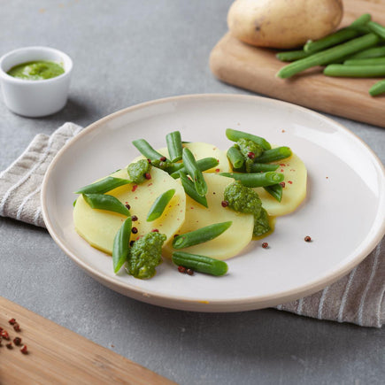 Green beans and potato in pesto sauce