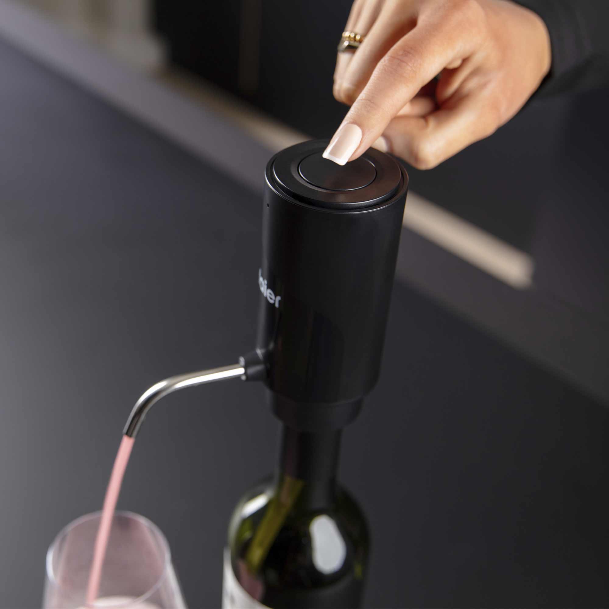 Haier Universal wine aerator