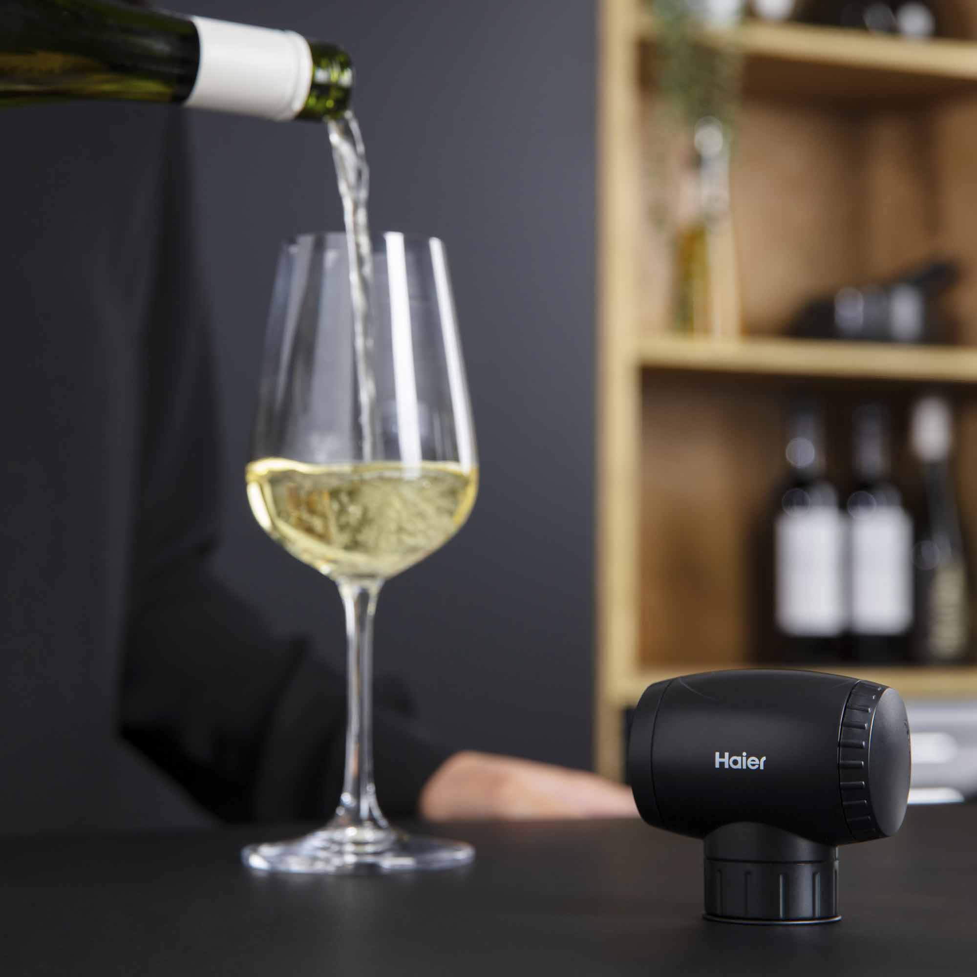 Haier Universal wine air vacuum pump